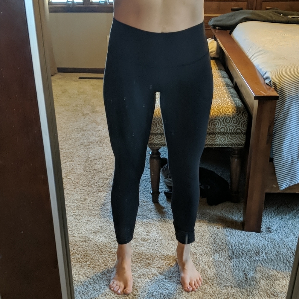 Lululemon wunder under